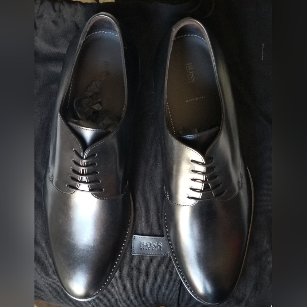 HUGO BOSS Leather made in Italy business shoes